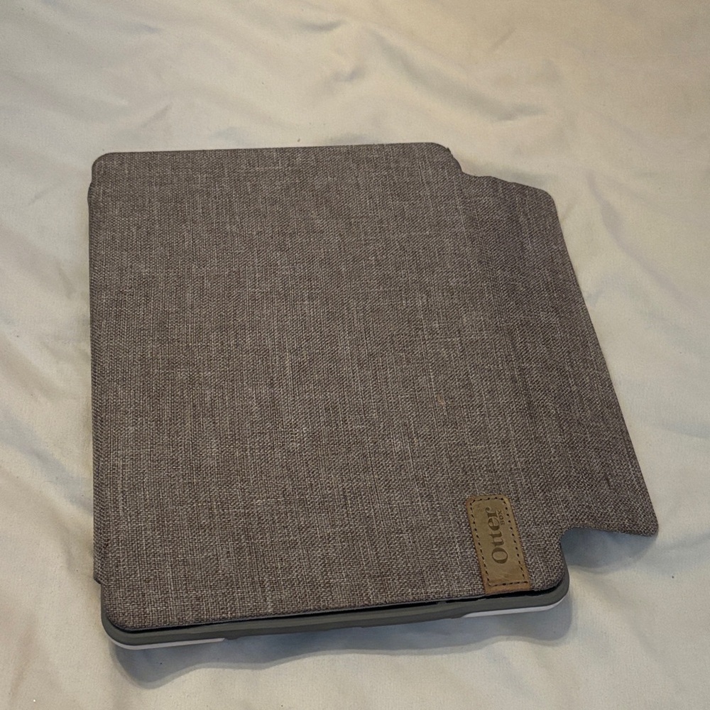 OtterBox Brown Tablet Cover
